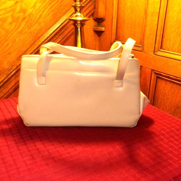 Here it is! Kept Wrapped / Never Used *** Vintage  HANDBAG - Picture 1 of 2